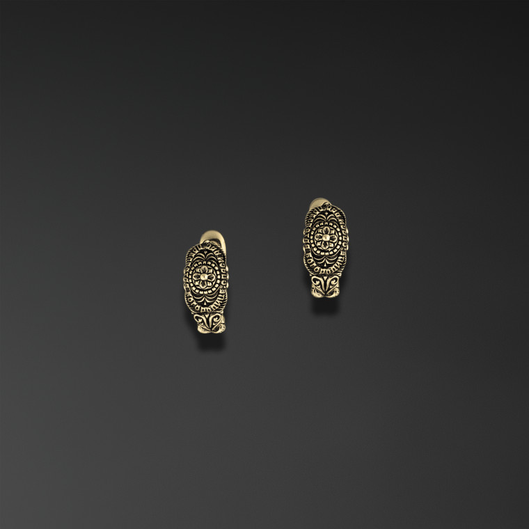 The “Girly” Earrings 