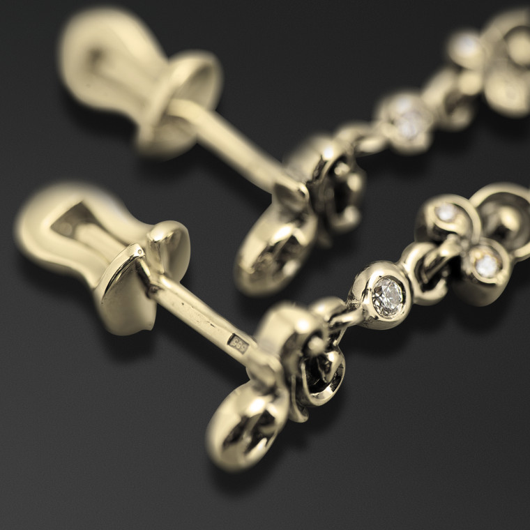 The “Lily” Earrings