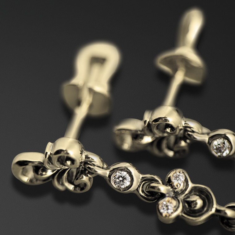The “Lily” Earrings