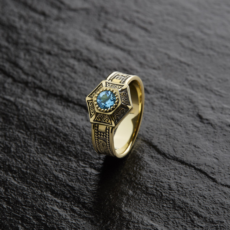 Protective signet ring bearing the words of the ‘Save and Protect’ prayer