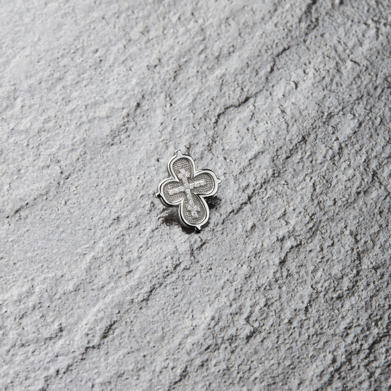 Quatrefoil Cross with the Words ‘Save and Protect’