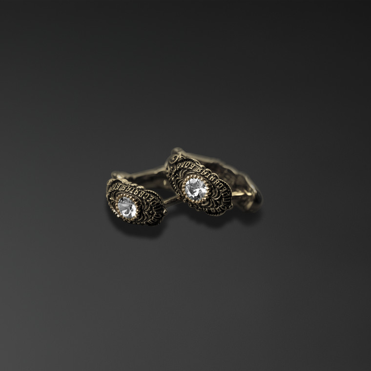 The “Girly” Earrings 