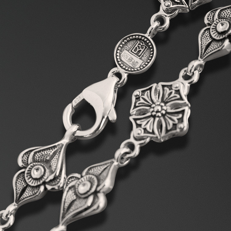 The Serafim Bracelet